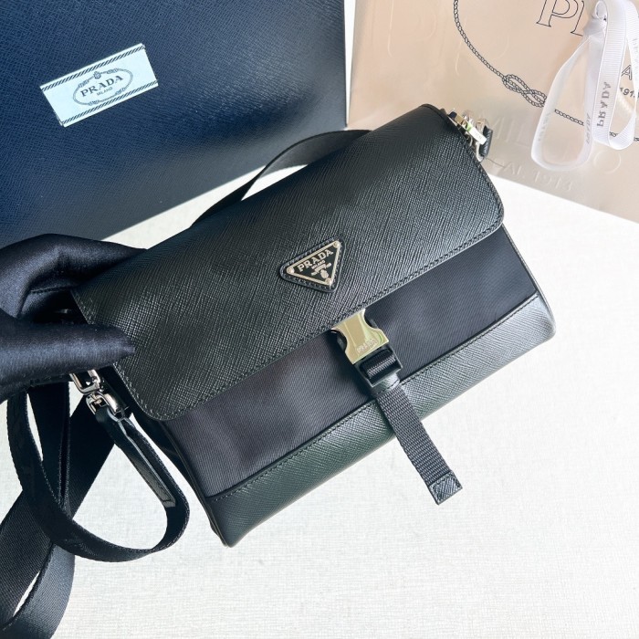 Re-Nylon And Saffiano Shoulder Bag“21.5*11.5*4CM”-005=