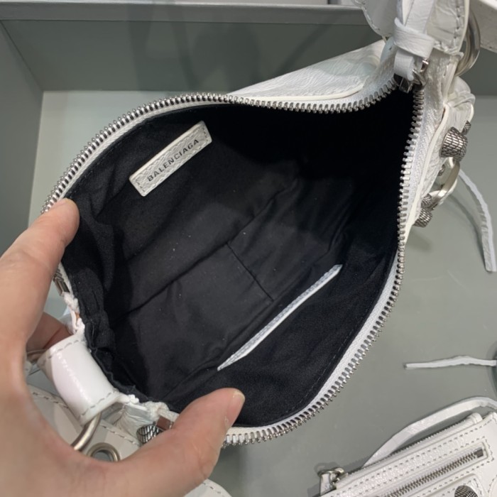 Le Cagole Shoulder Bag Small“26*12*6CM”-086=