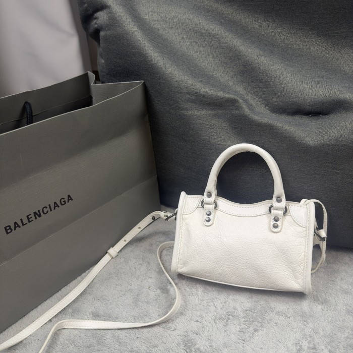 Le City Nano Handbag“19*12*5CM”-056=