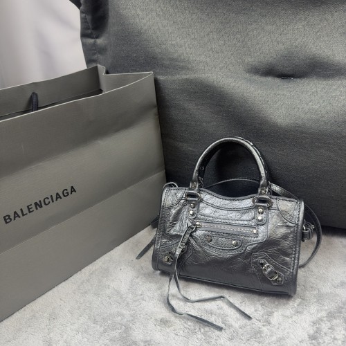 Le City Nano Handbag“19*12*5CM”-056=