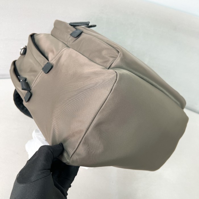Re-Nylon and Saffiano leather backpack“43.5*31*20CM”-089=