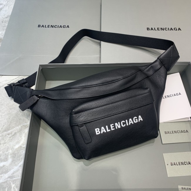 Crossbody chest bag“40*24*18*4CM”-084=