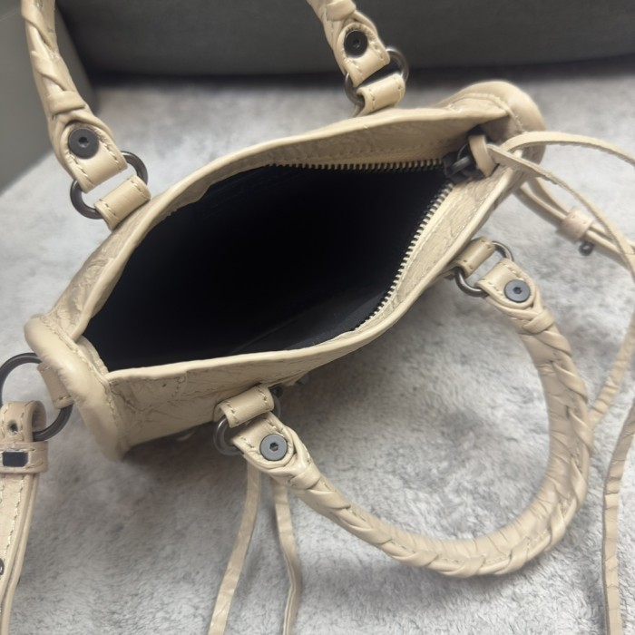 Le City Nano Handbag“19*12*5CM”-056=