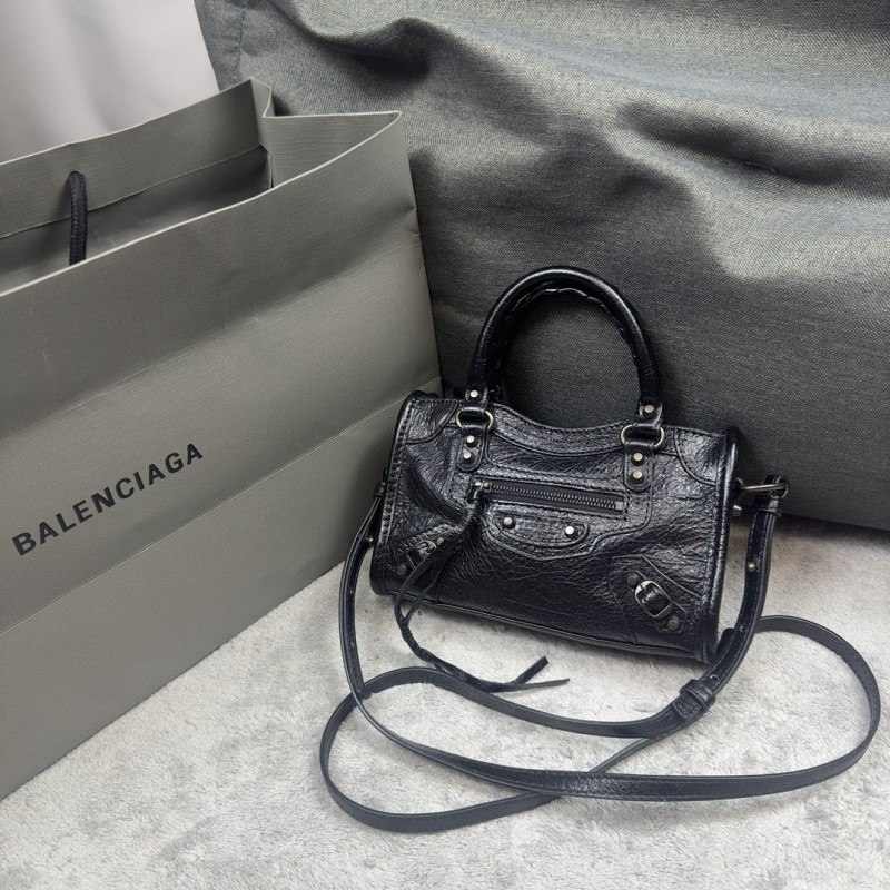 Le City Nano Handbag“19*12*5CM”-056=