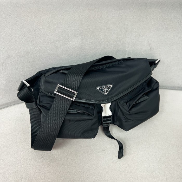 Re-Nylon And Leather Shoulder Bag“27*18*14CM”-088=