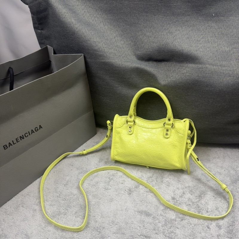 Le City Nano Handbag“19*12*5CM”-056=