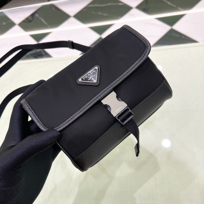 Re-Nylon And Leather Smartphone Case“18*14*3CM”-054=