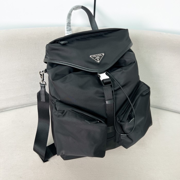 Re-Nylon Backpack“38*30*17CM”-0811=