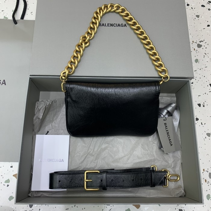 23Fall BB Soft Handbag Small “23.5*14*3CM” 059