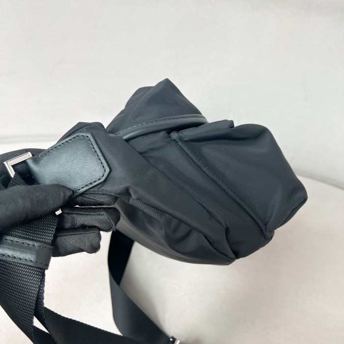 Re-Nylon And Leather Shoulder Bag“27*18*14CM”-088=