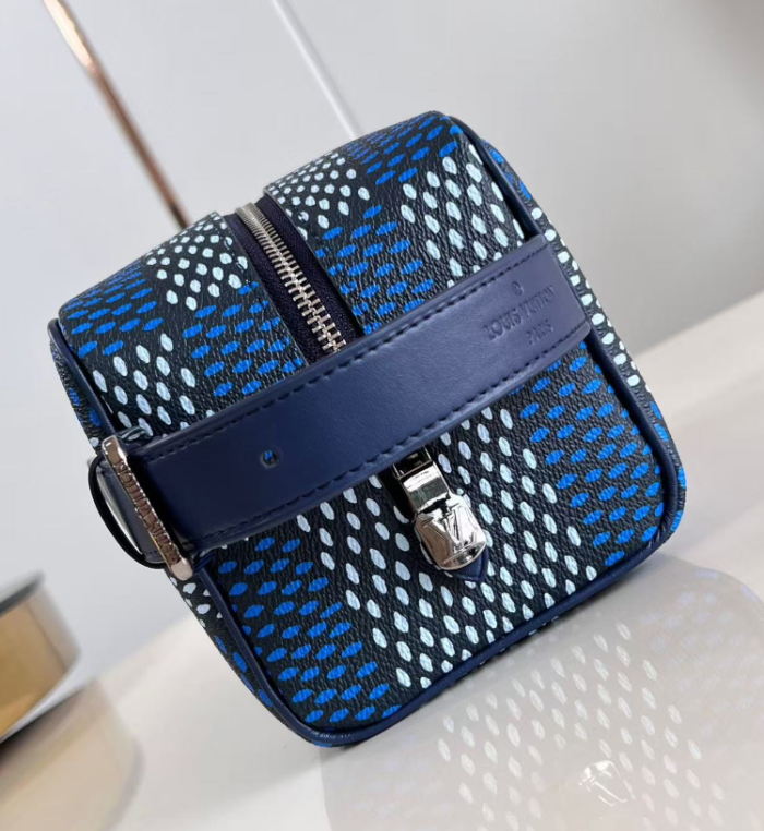 Dopp Kit Locker “22*12*12CM” 053