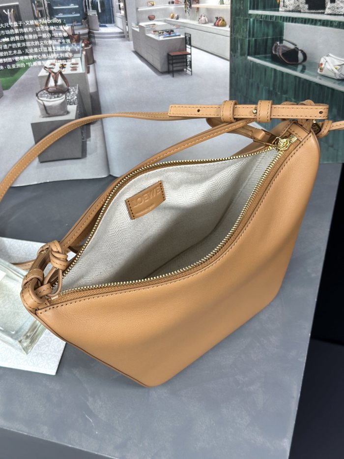 Mini Hammock hobo in classic calfskin“28*17*9.5CM”-006=