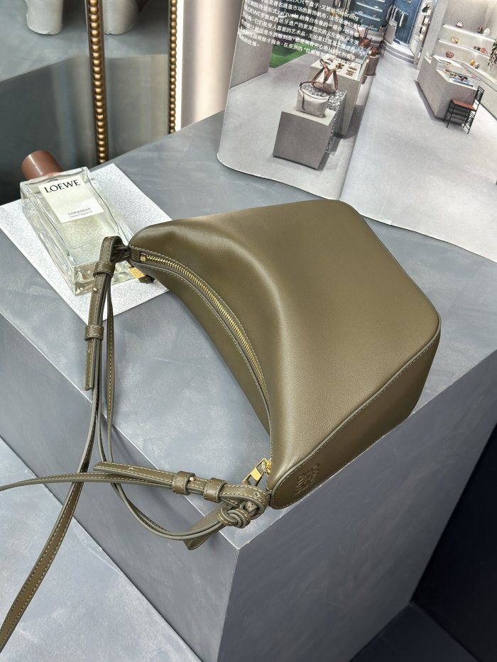 Mini Hammock hobo in classic calfskin“28*17*9.5CM”-006=