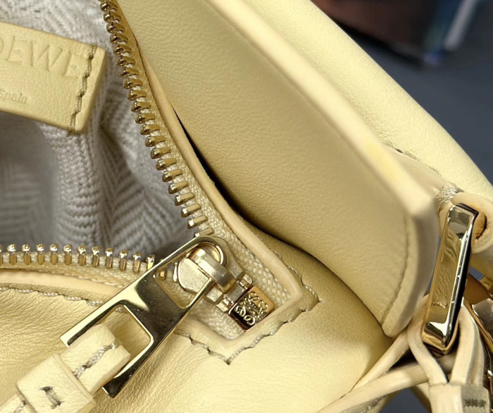 Mini Puzzle Bag in classic calfskin“18*12.5*8CM”-056=