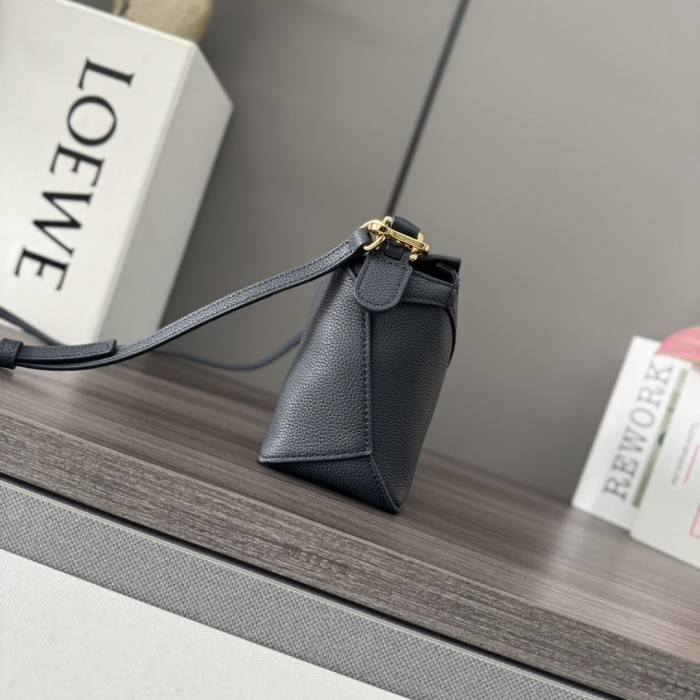 Puzzle Edge Bag In Soft Grained Calfskin“18*12.5*8CM”-035=
