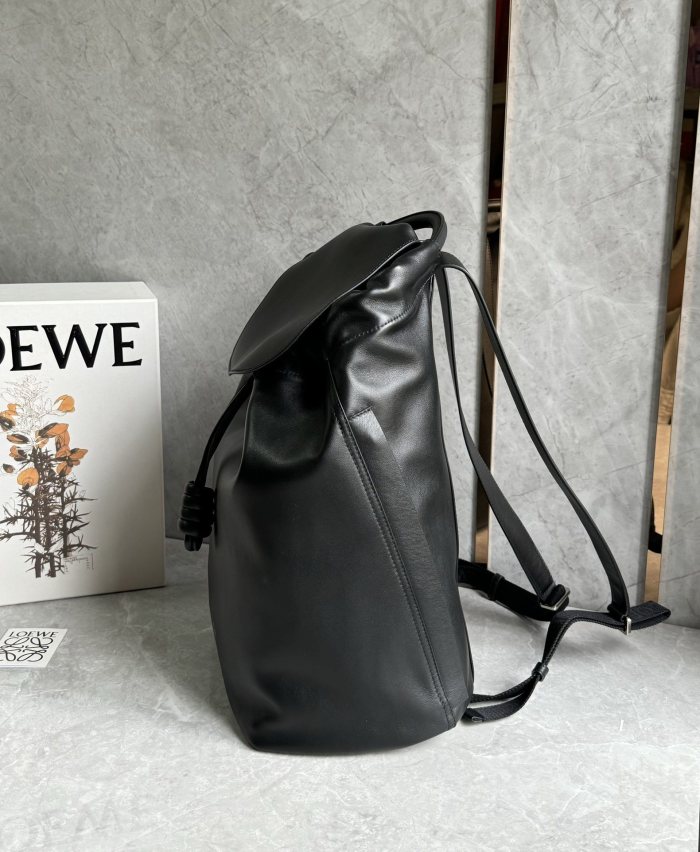 Flamenco backpack in shiny supple calfskin“40*36*16CM”-0031=