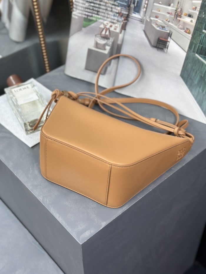 Mini Hammock hobo in classic calfskin“28*17*9.5CM”-006=