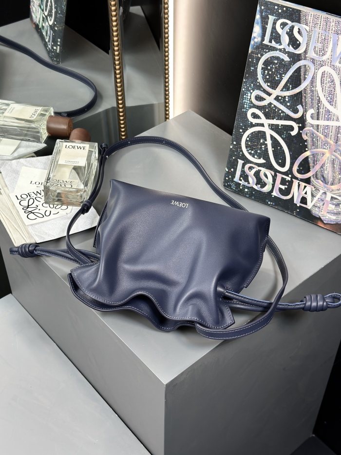 Mini Flamenco clutch in nappa calfskin“22.5*18*9CM”-006=