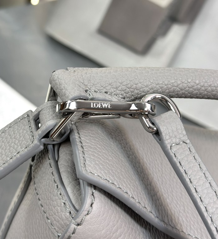 Mini Puzzle Edge bag in soft grained calfskin“18*12.5*8CM”-085=