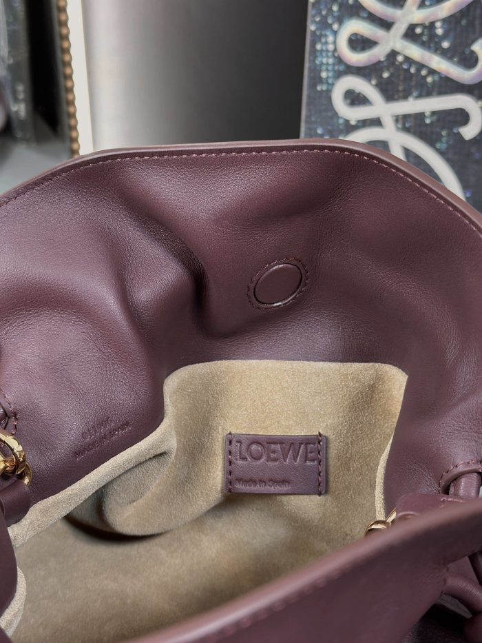 Mini Flamenco clutch in nappa calfskin“22.5*18*9CM”-006=