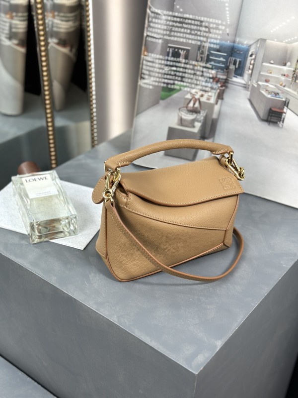Mini Puzzle Edge bag in soft grained calfskin“18*12.5*8CM”-085=