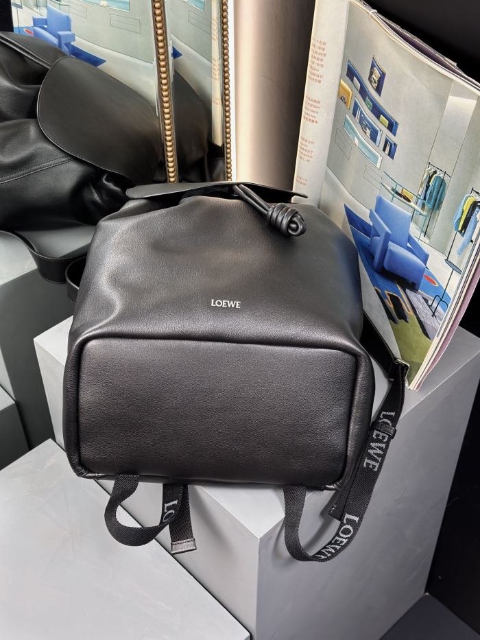 Flamenco backpack in shiny supple calfskin“40*36*16CM”-0501=