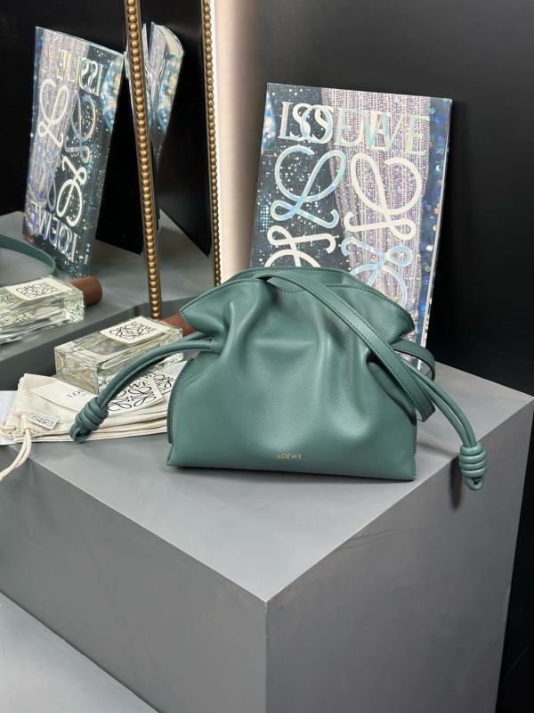 Mini Flamenco clutch in nappa calfskin“22.5*18*9CM”-006=