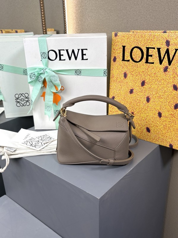 Mini Puzzle Edge bag in soft grained calfskin“18*12.5*8CM”-085=