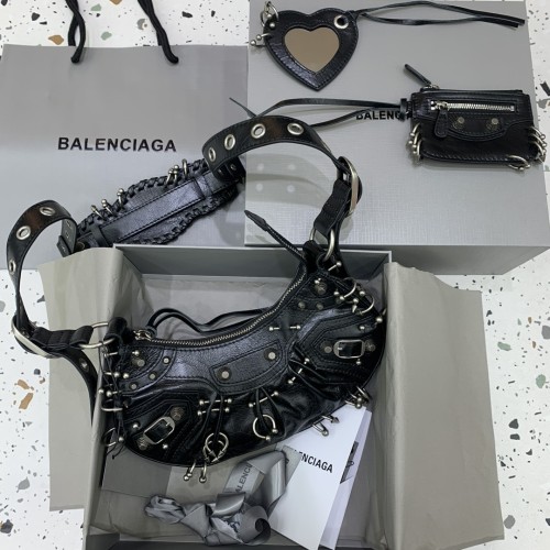 Le Cagole Shoulder Bag Small“26*12*6CM”-089=