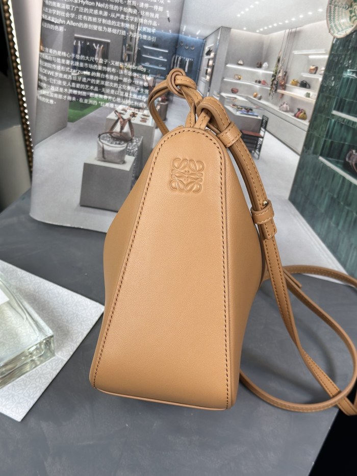 Mini Hammock hobo in classic calfskin“28*17*9.5CM”-006=