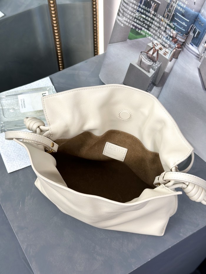 Mini Flamenco clutch in nappa calfskin“22.5*18*9CM”-006=