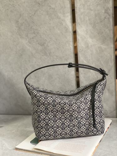 Cubi Anagram Tote Bag“25*21*16.5CM”-086=