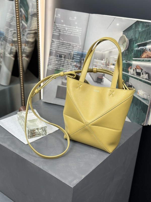 Mini Puzzle Fold tote in shiny calfskin“20*16.5*9.5CM”-085=