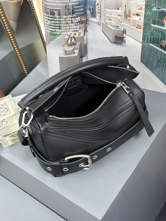 Small Puzzle Biker bag in shiny calfskin“24*16*10CM”-038=