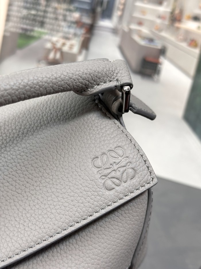 Mini Puzzle Edge bag in soft grained calfskin“18*12.5*8CM”-085=