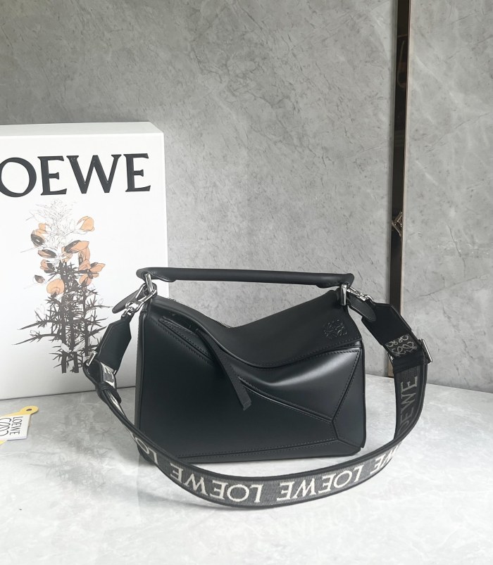 Puzzle Edge Bag In Soft Grained Calfskin“24*16.5*10.5CM”-009=