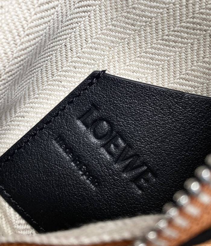 Vertical T Pocket in soft grained calfskin“22*13*6.5”-016=