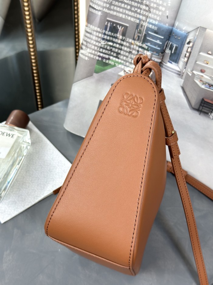 Mini Hammock hobo in classic calfskin“28*17*9.5CM”-006=