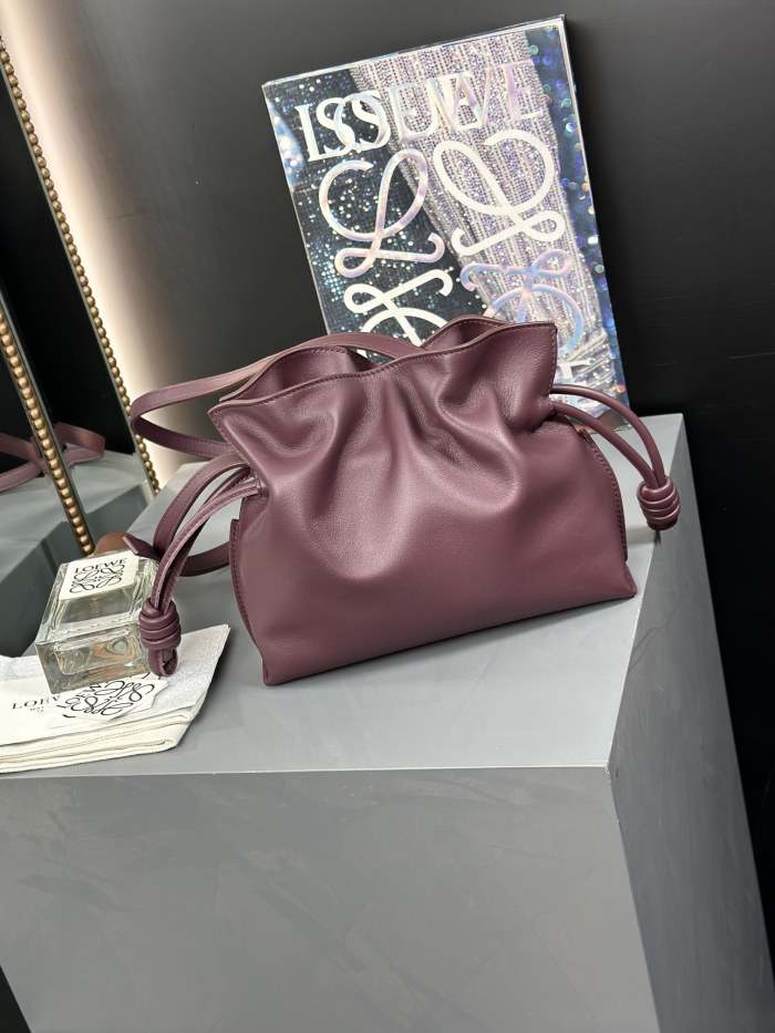 Mini Flamenco clutch in nappa calfskin“22.5*18*9CM”-006=