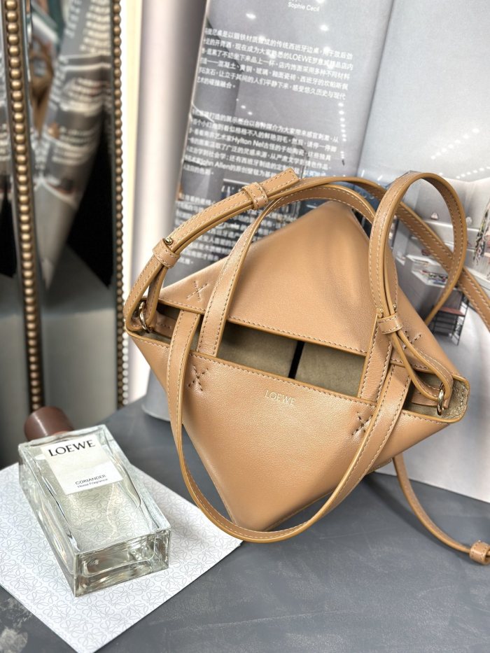 Mini Puzzle Fold tote in shiny calfskin“20*16.5*9.5CM”-085=