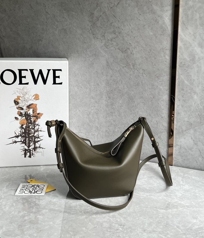 Hammock Hobo In Classic Calfskin“28*17*9.5CM”-067=