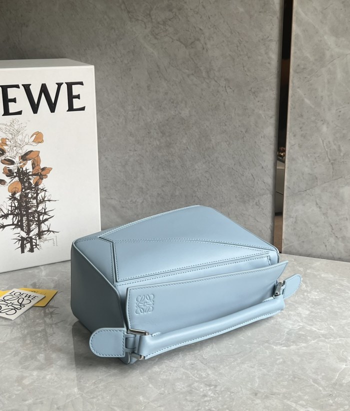 Puzzle Edge Bag In Soft Grained Calfskin“24*16.5*10.5CM”-009=