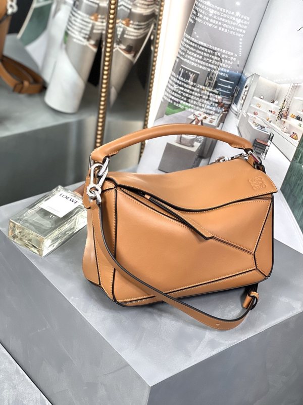 Small Puzzle bag in classic calfskin“24*14*11CM”-066=