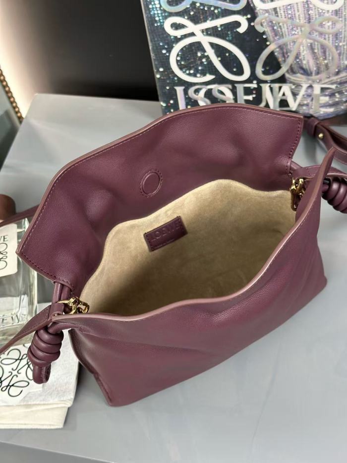Mini Flamenco clutch in nappa calfskin“22.5*18*9CM”-006