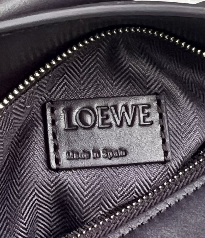 Puzzle Edge Bag In Soft Grained Calfskin“24*16.5*10.5CM”-009=