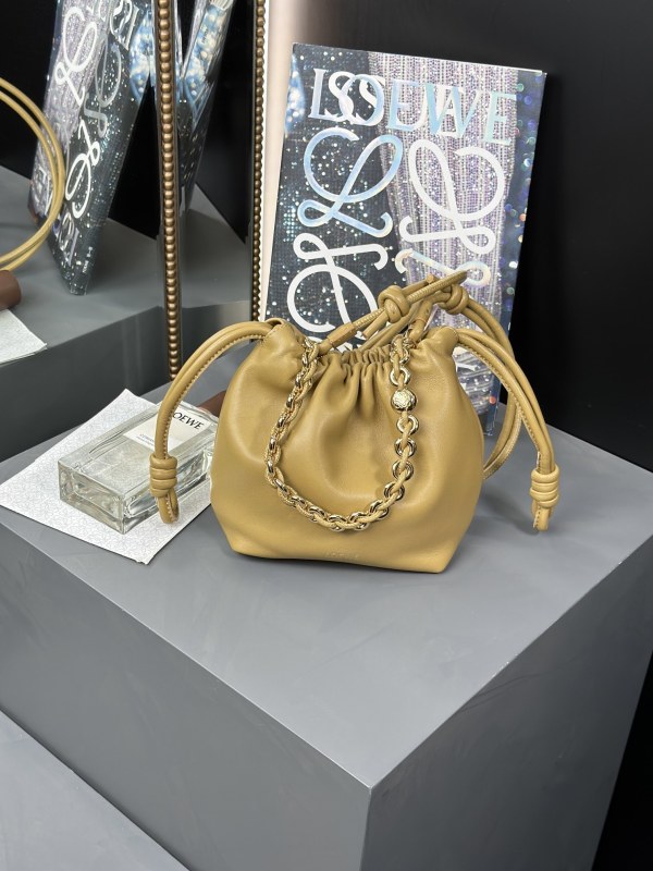 Mini Flamenco purse in mellow nappa lambskin“23*17*5.5CM”-056=