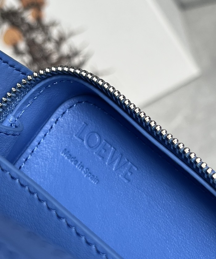 Mini crossbody camera bag in satin calfskin “18*13*7CM”-008=