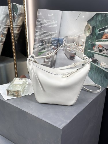 Mini Hammock hobo in classic calfskin“28*17*9.5CM”-006=