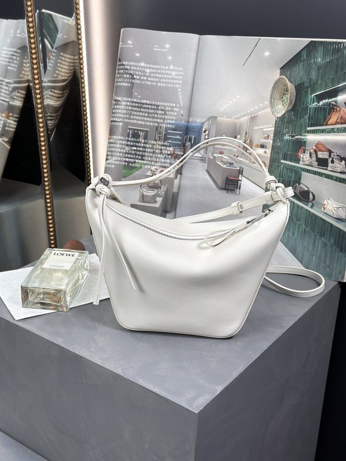 Mini Hammock hobo in classic calfskin“28*17*9.5CM”-006=