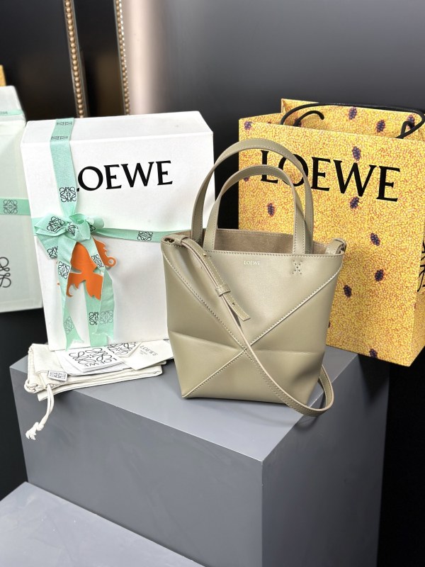 Mini Puzzle Fold tote in soft grained calfskin“20*16.5*9.5CM”-085=